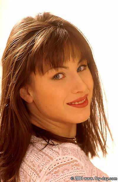 Людмила, 29 лет, 0 размер груди